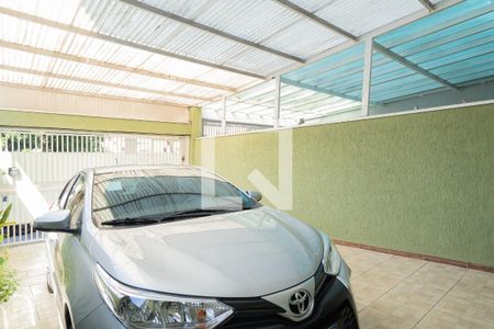 Casa à venda com 212m², 3 quartos e 4 vagas Casa à venda com 212m², 3 quartos e 4 vagasGaragem