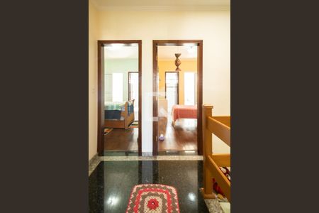 Casa à venda com 212m², 3 quartos e 4 vagas Casa à venda com 212m², 3 quartos e 4 vagasAcesso - Quartos