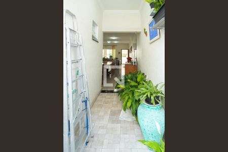 Casa à venda com 212m², 3 quartos e 4 vagas Casa à venda com 212m², 3 quartos e 4 vagasQuintal