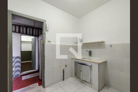 Casa à venda com 176m², 5 quartos e sem vaga Casa à venda com 176m², 5 quartos e sem vagaCozinha