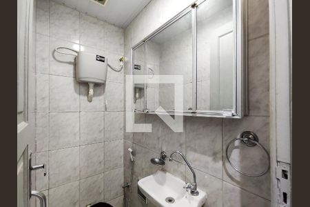 Casa à venda com 176m², 5 quartos e sem vaga Casa à venda com 176m², 5 quartos e sem vagaLavabo