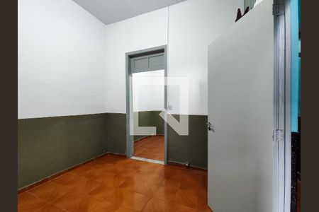 Casa à venda com 176m², 5 quartos e sem vaga Casa à venda com 176m², 5 quartos e sem vagaSala