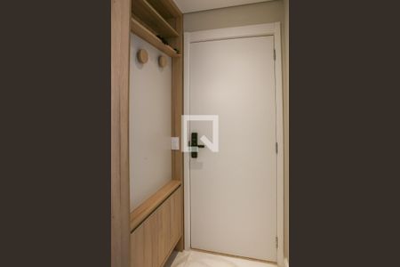 Entrada de apartamento à venda com 3 quartos, 83m² em Barra Funda, São Paulo