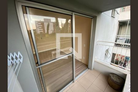 Apartamento para alugar com 2 quartos, 53m² em Olaria, Canoas