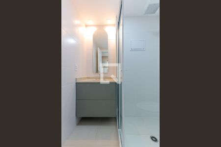 Banheiro de apartamento para alugar com 1 quarto, 27m² em Tucuruvi, São Paulo