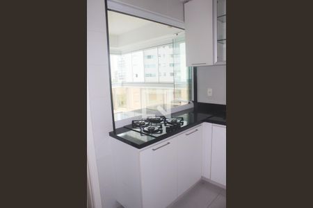 Cozinha com cooktop de apartamento para alugar com 2 quartos, 80m² em Vila da Serra, Nova Lima