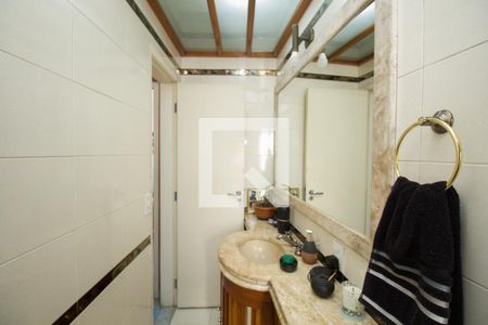 Apartamento à venda com 90m², 3 quartos e 2 vagas Apartamento à venda com 90m², 3 quartos e 2 vagasBanheiro