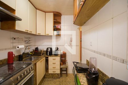 Apartamento à venda com 90m², 3 quartos e 2 vagas Apartamento à venda com 90m², 3 quartos e 2 vagasCozinha