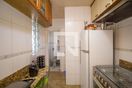 Apartamento à venda com 90m², 3 quartos e 2 vagas Apartamento à venda com 90m², 3 quartos e 2 vagasCozinha