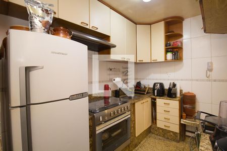 Apartamento à venda com 90m², 3 quartos e 2 vagas Apartamento à venda com 90m², 3 quartos e 2 vagasCozinha