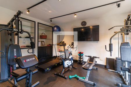 Casa à venda com 499m², 3 quartos e 5 vagas Casa à venda com 499m², 3 quartos e 5 vagasAcademia