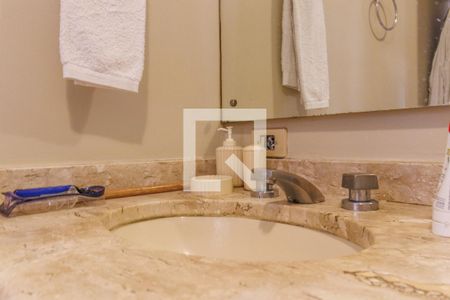 Casa à venda com 499m², 3 quartos e 5 vagas Casa à venda com 499m², 3 quartos e 5 vagasBanheiro 1 da Suíte 3