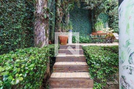 Casa à venda com 499m², 3 quartos e 5 vagas Casa à venda com 499m², 3 quartos e 5 vagasÁrea externa