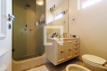 Casa à venda com 499m², 3 quartos e 5 vagas Casa à venda com 499m², 3 quartos e 5 vagasBanheiro 2 da Suíte 3