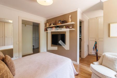 Casa à venda com 499m², 3 quartos e 5 vagas Casa à venda com 499m², 3 quartos e 5 vagasSuíte 3