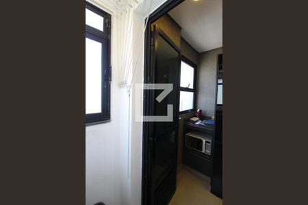 Apartamento para alugar com 65m², 2 quartos e 1 vagaÁrea de Serviço