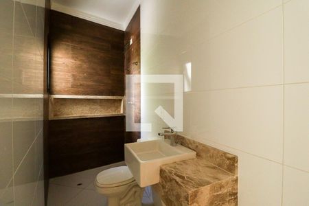 Casa à venda com 200m², 3 quartos e 3 vagasBanheiro da Suíte 3