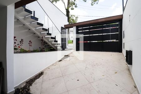 Casa à venda com 200m², 3 quartos e 3 vagasGaragem