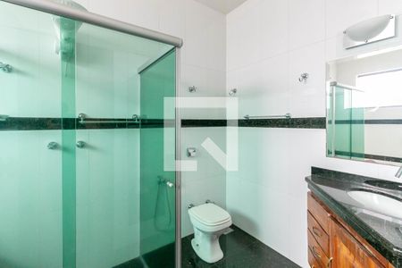 Banheiro da Suíte de casa para alugar com 4 quartos, 350m² em Santa Lúcia, Belo Horizonte