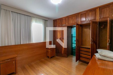 Quarto Suíte de casa para alugar com 4 quartos, 350m² em Santa Lúcia, Belo Horizonte