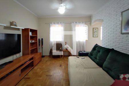 Sala de Estar de casa à venda com 5 quartos, 202m² em Jardim Garcia, Campinas
