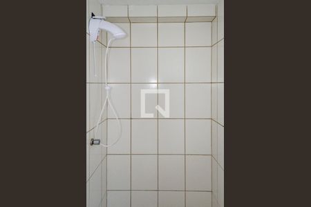 Banheiro de apartamento para alugar com 1 quarto, 50m² em Lagoa Pequena, Florianópolis