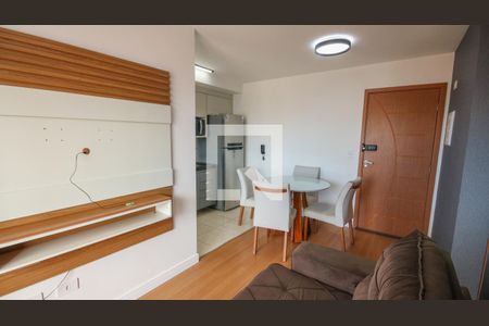 Sala de apartamento para alugar com 2 quartos, 55m² em Guilhermina, Praia Grande