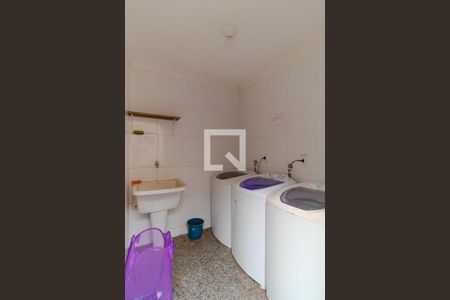 Studio para alugar com 30m², 1 quarto e sem vaga Studio para alugar com 30m², 1 quarto e sem vagaÁrea Comum - Lavanderia