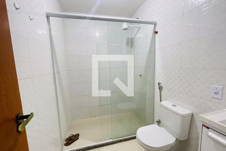 Banheiro de casa para alugar com 2 quartos, 50m² em Doutor Laureano, Duque de Caxias