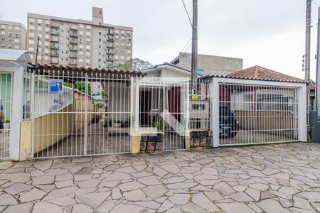 Casa à venda com 126m², 2 quartos e 3 vagasFachada