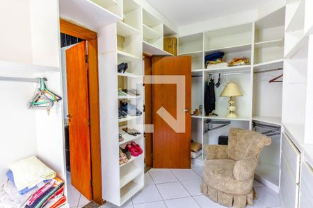 Apartamento para alugar com 280m², 4 quartos e 3 vagasCloset da suíte 4