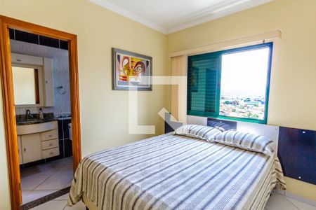 Apartamento para alugar com 280m², 4 quartos e 3 vagasSuíte 2