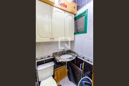 Apartamento para alugar com 280m², 4 quartos e 3 vagasBanheiro de Serviço