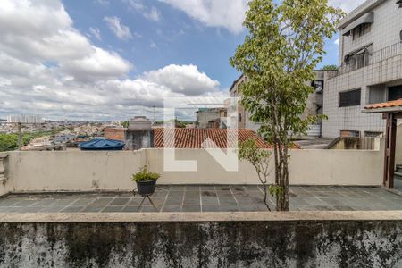 Quarto 1 de casa para alugar com 2 quartos, 69m² em Parque Regina, São Paulo