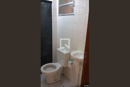 Banheiro de apartamento à venda com 2 quartos, 54m² em Piratininga, Belo Horizonte