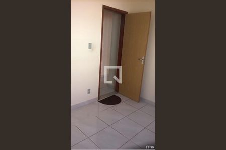 Quarto de apartamento à venda com 2 quartos, 54m² em Piratininga, Belo Horizonte