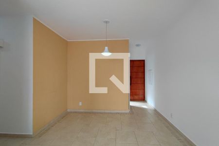 Sala de apartamento à venda com 3 quartos, 80m² em Jardim dos Oliveiras, Campinas