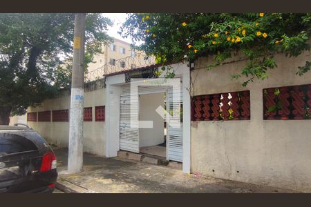 Fachada de apartamento para alugar com 2 quartos, 56m² em Itaquera, São Paulo