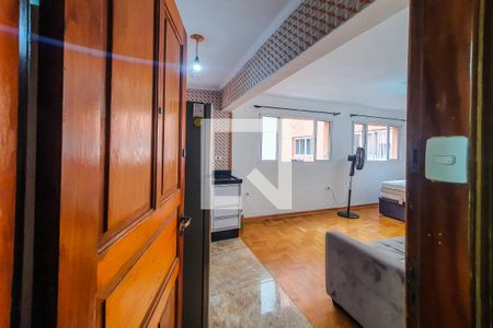 Entrada de apartamento para alugar com 1 quarto, 25m² em Aclimação, São Paulo