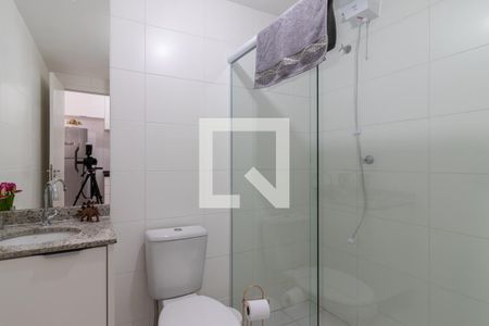 Banheiro de kitnet/studio para alugar com 1 quarto, 27m² em Vila Olímpia, São Paulo