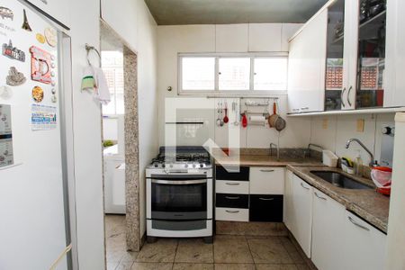 Cozinha de apartamento à venda com 4 quartos, 320m² em Carmo, Belo Horizonte