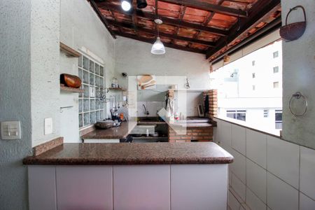 Apartamento à venda com 320m², 4 quartos e 3 vagasCobertura