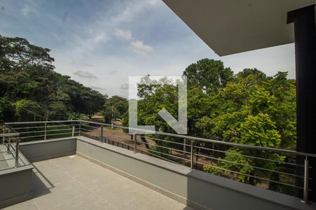 Casa à venda com 212m², 3 quartos e 2 vagasVaranda