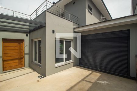 Casa à venda com 212m², 3 quartos e 2 vagasFachada
