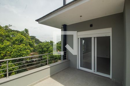 Casa à venda com 212m², 3 quartos e 2 vagasVaranda
