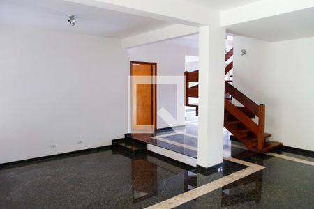 sala de casa para alugar com 5 quartos, 450m² em Parque dos Principes, Osasco