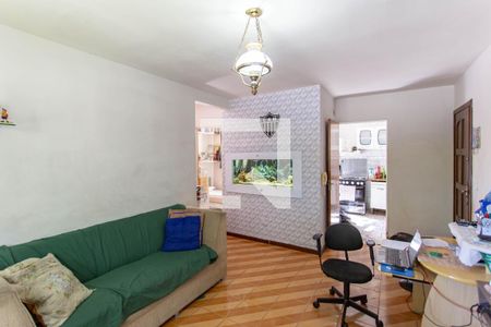 Sala de apartamento à venda com 3 quartos, 70m² em Guarani, Belo Horizonte