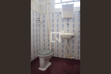 Banheiro de casa para alugar com 1 quarto, 60m² em Jardim Miriam, São Paulo