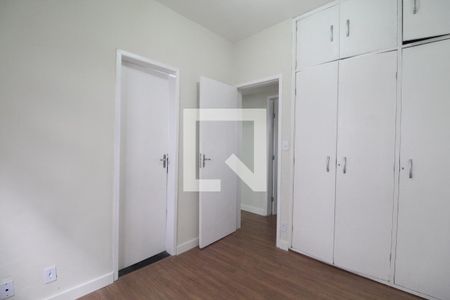 Apartamento à venda com 68m², 2 quartos e sem vaga Apartamento à venda com 68m², 2 quartos e sem vagaSuíte