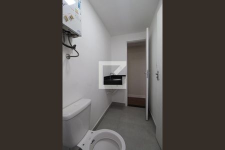 Apartamento à venda com 68m², 2 quartos e sem vaga Apartamento à venda com 68m², 2 quartos e sem vagaBanheiro da Suíte/social